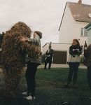 Traditionstänzchen zum Ständchen mit dem Erbsenbär